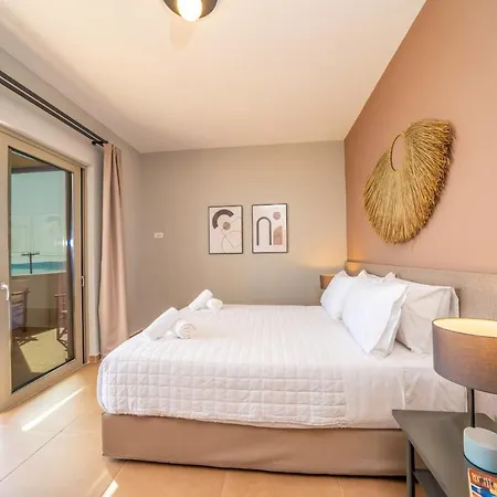 Katoikia Tria By Simotáta