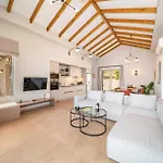 Katoikia Tria By Villa