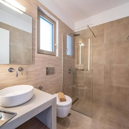 Katoikia Tria By Willa *